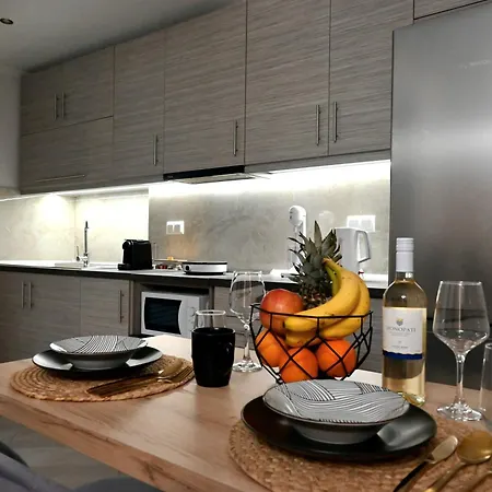 Mouson Luxury With Free Private Parking *