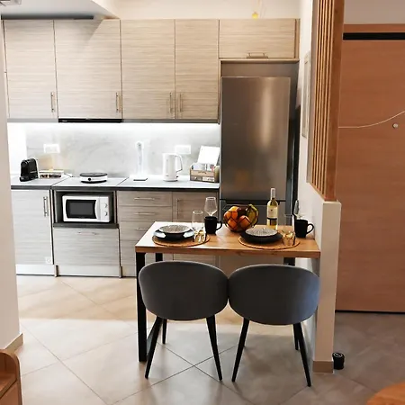 Mouson Luxury With Free Private Parking Apartment