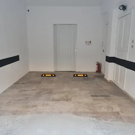 Apartment Mouson Luxury With Free Private Parking *