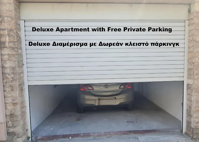 Mouson Luxury With Free Private Parking شقة *