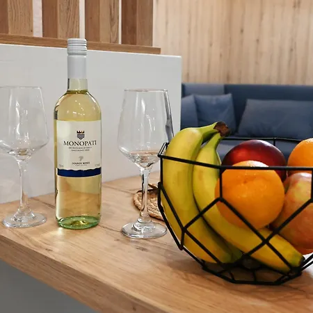 Mouson Luxury With Free Private Parking 公寓