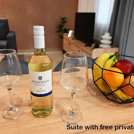 Mouson Luxury With Free Private Parking Apartment Kavala